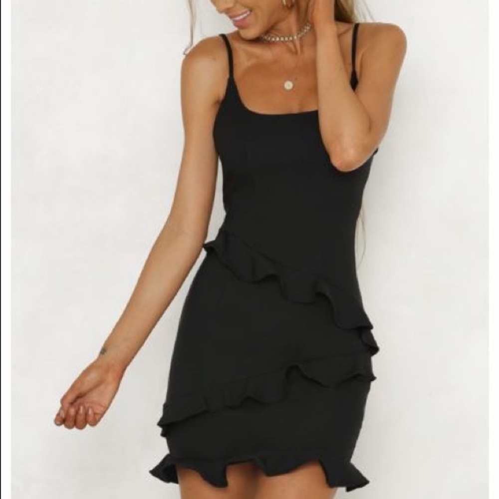 Hello Molly: Black cocktail dress